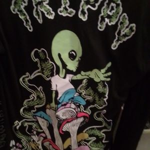 Alien shirt